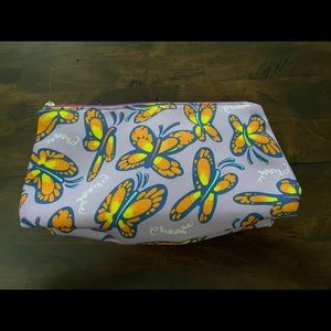 🎉Host Pick 🎉Clinique Makeup Bag